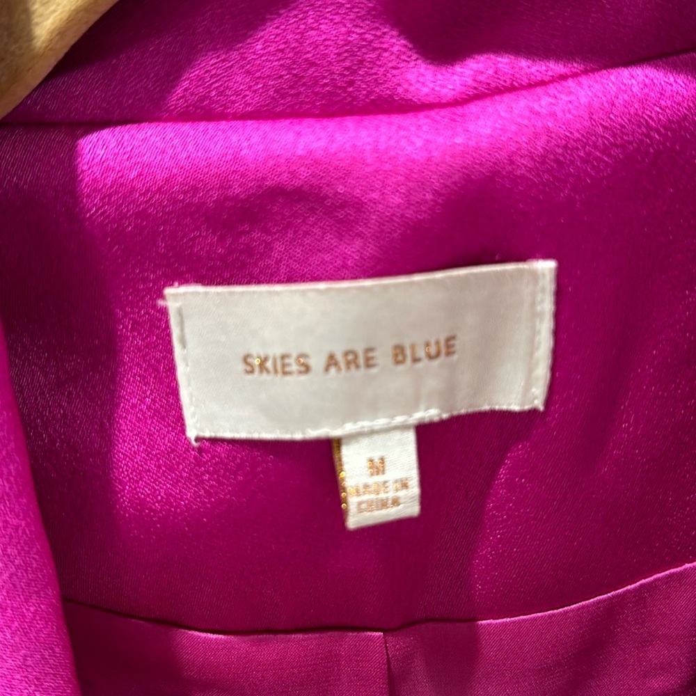 Skies are blue fuschia satin blazer - NWT